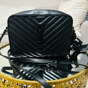Pre-loved Saint Laurent Lou Camera Bag black w black hardware